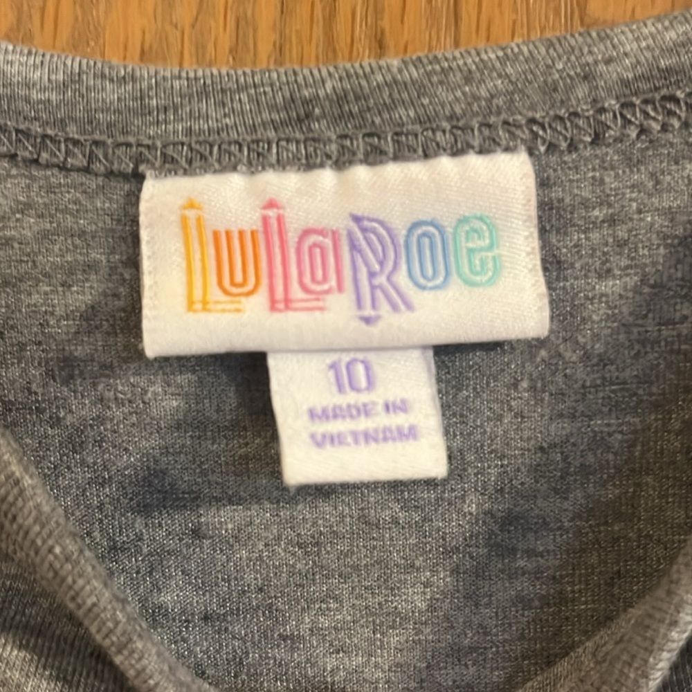 Disney LuLaRoe Girls Winnie the Pooh Shirt Size 10 - Picture 3 of 5